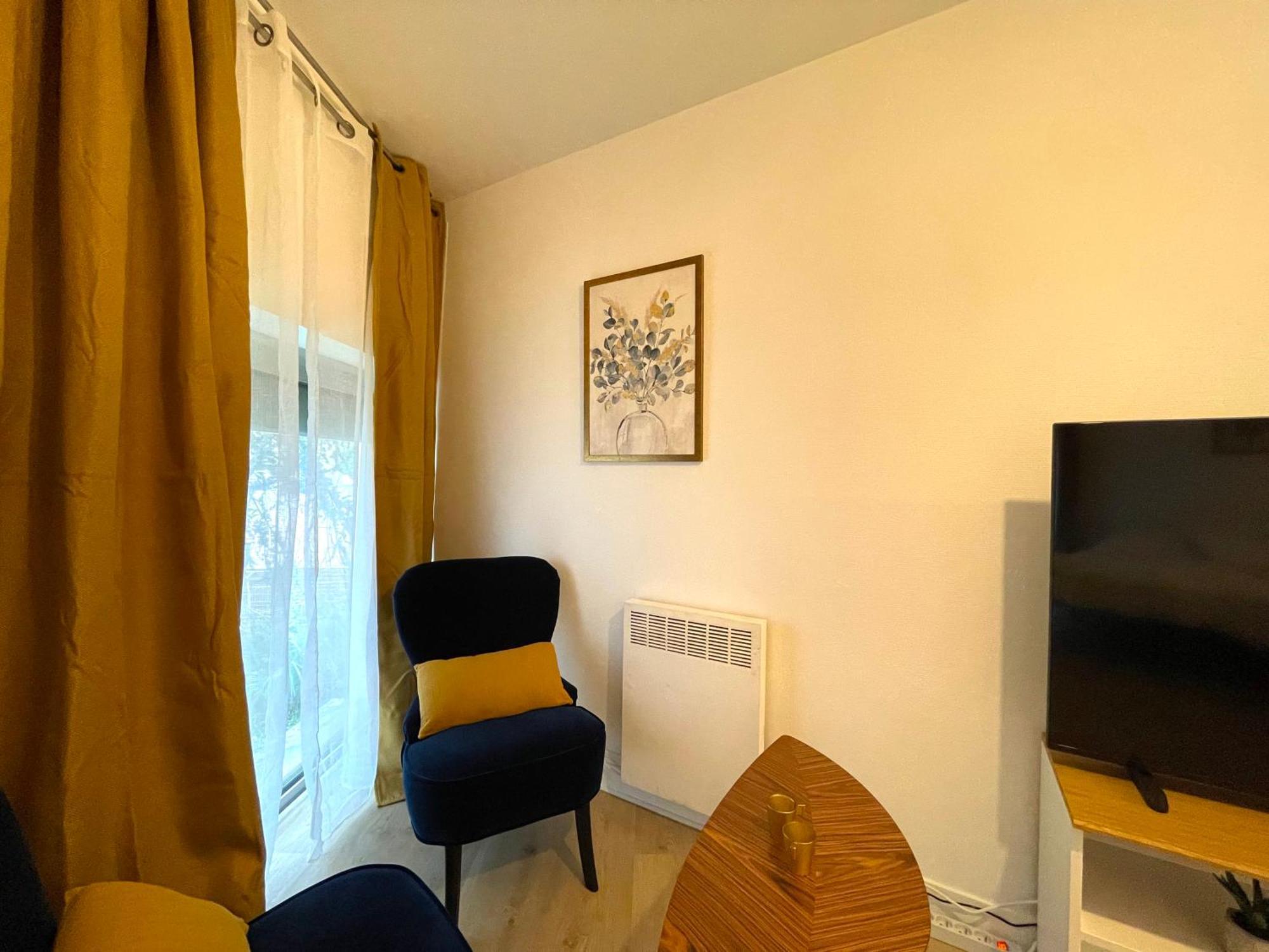 Les Entrepreneurs - Appartements Neufs Et Spacieux, Proche Rer C Et Aeroport Orly Morangis  Exteriör bild